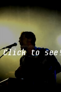 MUMFORD & SONS
