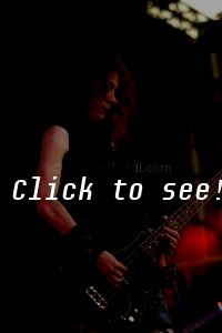 MELISSA AUF DER MAUR_2DAW_c_HELMUT_RIEDL_ 27.08.2004 15-05