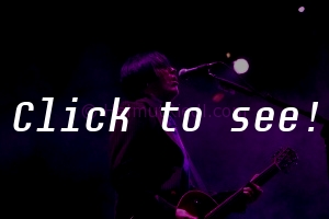 QUEENS OF THE STONE AGE_2DAW_c_HELMUT_RIEDL_ 01.09.2005 23-013